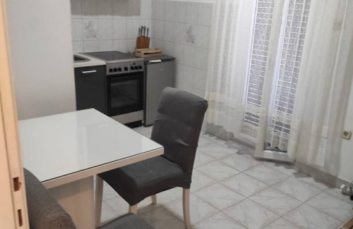 Cove Rogacic Apartamento | Apartment Tenara (10208-A1) - Vis - island Vis