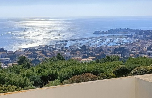 Bandol Apartamento | APARTAMENTO + TERRAZA CON VISTA PANORÁMICA AL MAR