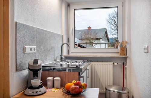Hergensweiler Apartamento | Apartamento 'Tina' con balcón y Wi-Fi