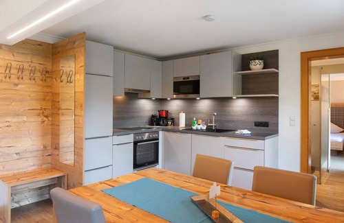 Oetz Apartamento | Apartamento 'Top 1' con vistas a la montaña, balcón y Wi-Fi