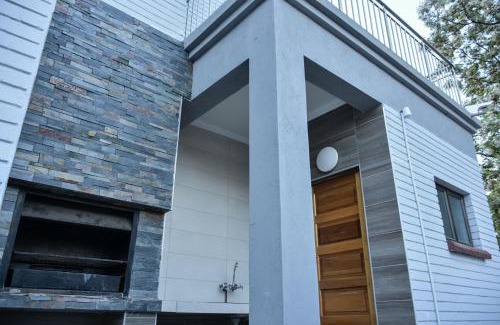 Gaborone Apartamento | Apartment Two-One-Two Eleven