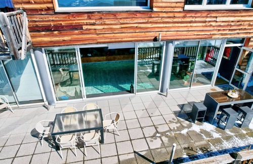 Chamrousse Apartamento | Apartment 'Vacances De Rêves' with Mountain View, Private Terrace and Wi-Fi
