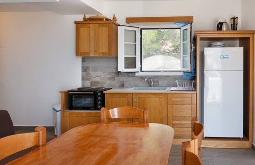 Kamari Apartamento | Apartamento 'Vasilis Studios Family House ' con vistas al mar, Wi-Fi y aire acondicionado