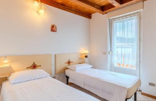 Taio Apartamento | Apartment Vento Alpino-4 by Interhome