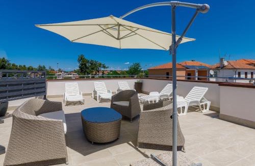Umag Apartamento | Apartment Villa Alpa-3 by Interhome