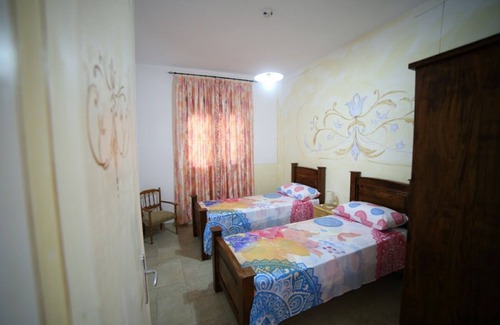 Posto Vecchio Apartamento | Apartment 'Villa Magia 1' with Private Terrace, Wi-Fi and Air Conditioning
