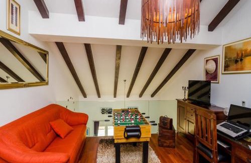 Lapad Apartamento | Apartment Villa Mikica - Four Bedroom Duplex Apartment with Terrace and Partial Sea View