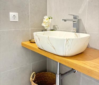 Gruda Apartamento | Apartment Villa Two Palms