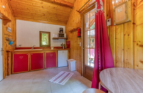 Vaulnaveys-le-Bas Apartamento | Apartamento 'Violette' con vistas a las montañas, Wi-Fi y aire acondicionado