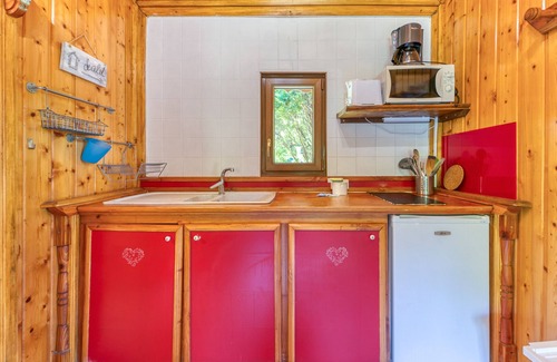Vaulnaveys-le-Bas Apartamento | Apartamento 'Violette' con vistas a las montañas, Wi-Fi y aire acondicionado