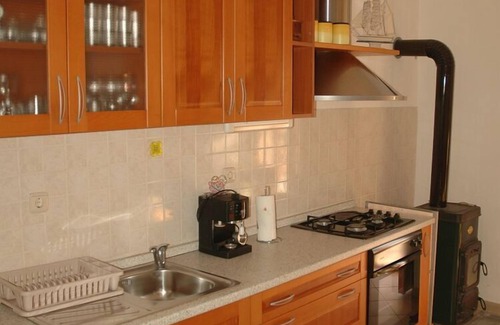 Sudurad Apartamento | Apartment Vukorep - Two Bedroom Apartment with Terrace and Field View