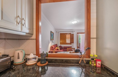 Breña Baja Apartamento | Apartamento 'Vv Los Balconcitos 32 Los Cancajos' con piscina compartida, terraza compartida y Wi-Fi