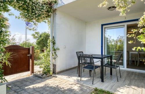 Brzac Apartamento | Apartment Wabi Sabi Resort 1-1 by Interhome