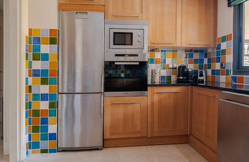 Sotogrande Apartamento | Apartamento 'Waterfront Polo Royale I' con Piscina Privada, Wi-Fi y Aire Acondicionado