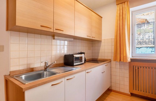 Trodena Apartamento | Apartamento 'Wiesenheim - Romantic' con vistas a la montaña, piscina compartida y Wi-Fi