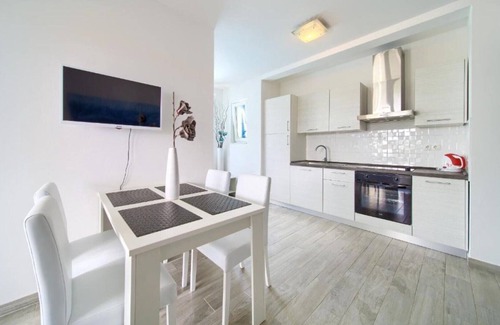 Salatic Apartamento | Una de nuestras mejores selecciones en Krk. Apartment Mali Nono