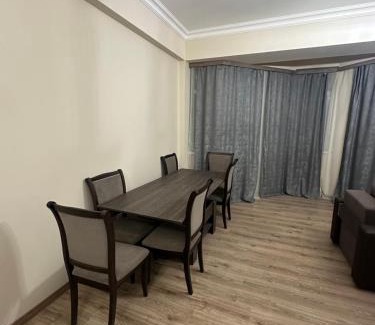 Erebuni Apartamento | Apartment with a beautiful view of the city