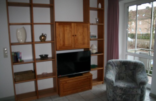 Bad Driburg Apartamento | Apartamento con balcón en la casa de huéspedes Therme-Blick