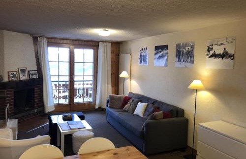 Les Mayens-de-Sion Apartamento | Apartment with balcony in Veysonnaz