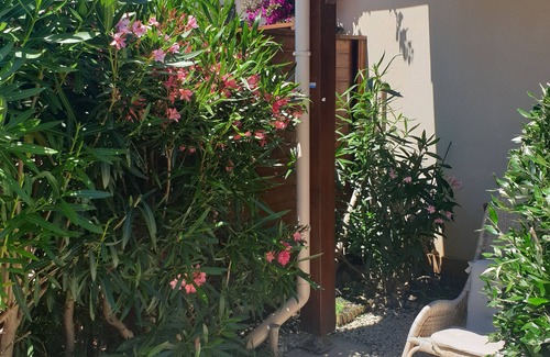 Foulquines Apartamento | Apartment with garden and pool