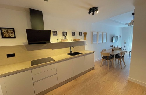 Huelva Apartamento | APARTAMENTO CON GARAJE EN EL CENTRO DE HUELVA CAPITAL.