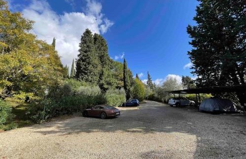 Montespertoli Apartamento | Apartment with pool and park near Florence