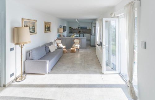 Poggio Favaro-San Bernardo Apartamento | Apartment With Sea View, Private Garden, Bogliasco