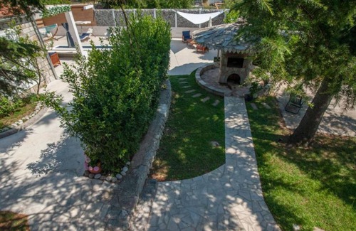 Lastva Grbaljska Apartamento | Apartment with Shared Balcony