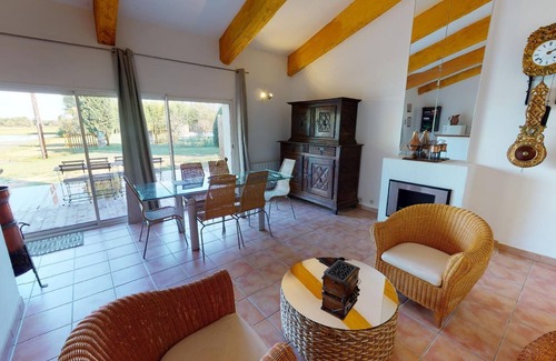 Saint-Gilles Apartamento | Apartment with terrace and swimming pool in the heart of the Camargue