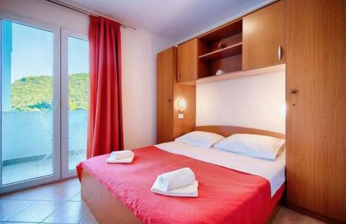 Pasadur Apartamento | Apartments Bruna Lastovo-Standard One Bedroom Apartment with Balcony and Sea View-Crveni