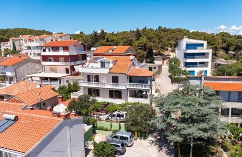 Tijesno Apartamento | Apartments by the sea Tisno, Murter - 812