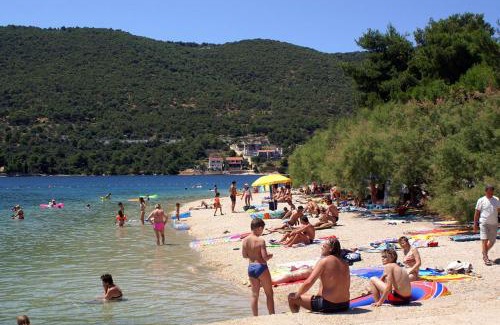 Zaboric Apartamento | Apartments by the sea Zaboric, Sibenik - 8368
