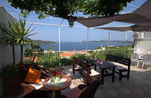 Lopud Island Apartamento | Apartments Cervelin - Apartamento de 2 dormitorios con terraza y vistas al mar (Martin)