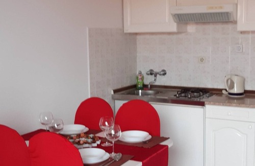 Kozarica Apartamento | Apartamentos Cumbelic - Apartamento de un dormitorio con balcón y vista al mar A2