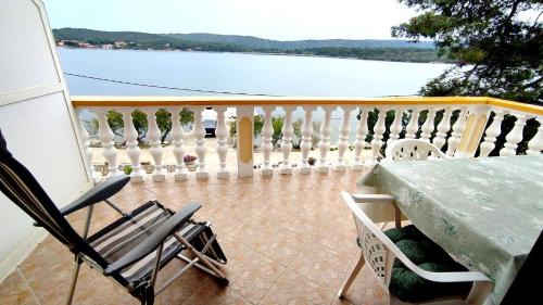 Veli Rat Apartamento | Apartments Grbac Veli Rat-Seaside