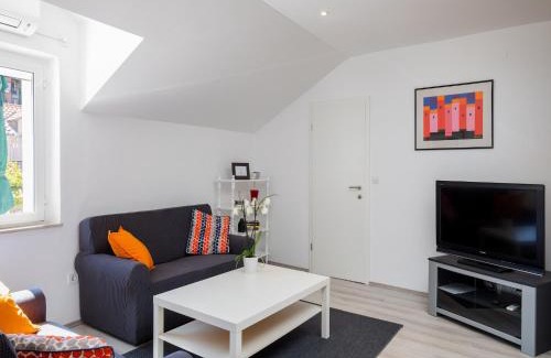 Lapad Apartamento | Apartments Katarina - Two-Bedroom Apartment 4 Adults - Izme u Ribnjaka Street no 1 - #1
