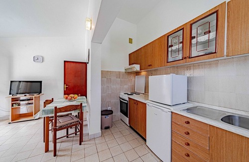 Brna Apartamento | Apartments Kuzma - One-Bedroom Apartment with Balcony and Sea View