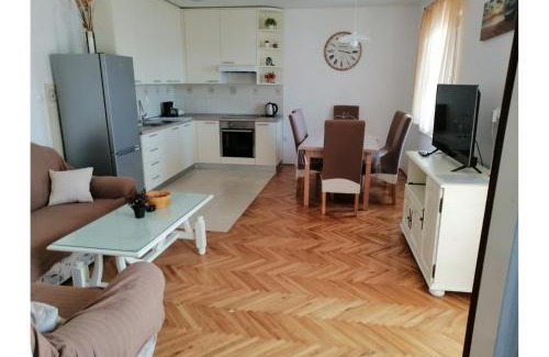 Rtina Apartamento | Apartments Njaco