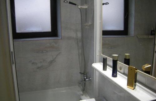 Varosh Apartamento | Apartments NOVEL town square