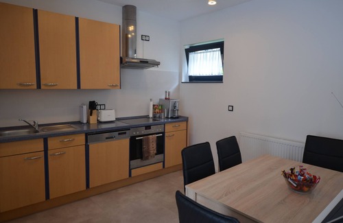 Wiesdorf Apartamento | Apartments-Room Leverkusen City