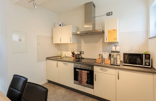 Wiesdorf Apartamento | Apartments-Room Leverkusen City