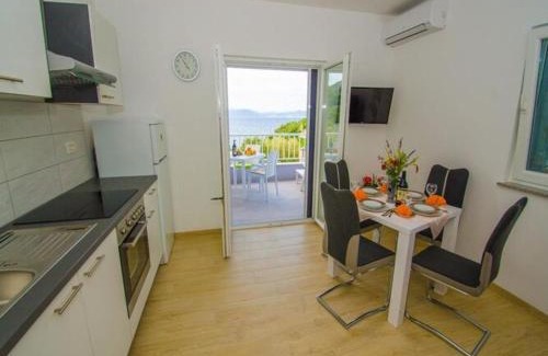 Orebic Apartamento | Apartments Vesela - Comfort One Bedroom Apartment with Balcony and Sea View