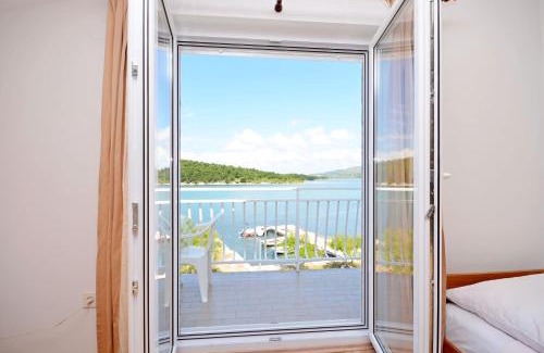 Jadrtovac Apartamento | Apartments Vila Punta