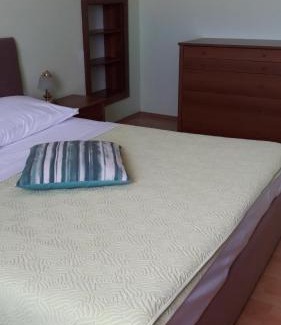 Razanac Apartamento | Apartments Villa Aurora
