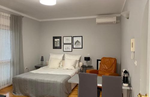 Sarsoni Apartamento | Apartments Villa Majda
