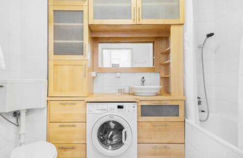 Praga Poludnie Apartamento | Apartments Warsaw Kakowskiego by Noclegi Renters