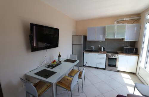 Kaluđerac Apartamento | Apartments Woodstock 6