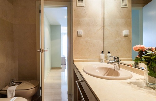 Penya-roja Apartamento | ApartUP Green Opera Views