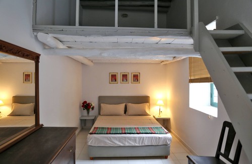 Apikia Otro | Apatouria Casa Rural Andros