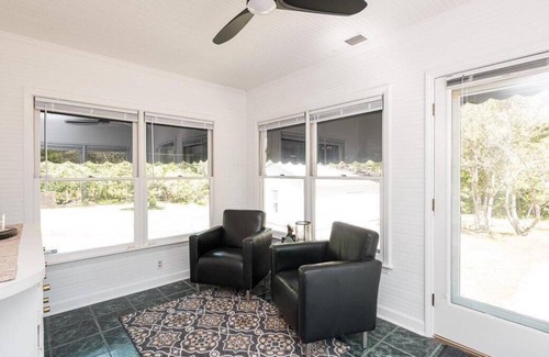 Apex Otro | Apex/West Cary Cozy Home